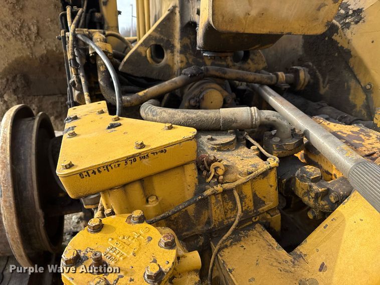 image for item DJ9729 1986 Caterpillar 621B conventional scraper 