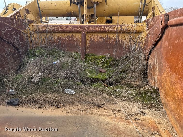 image for item DJ9729 1986 Caterpillar 621B conventional scraper 