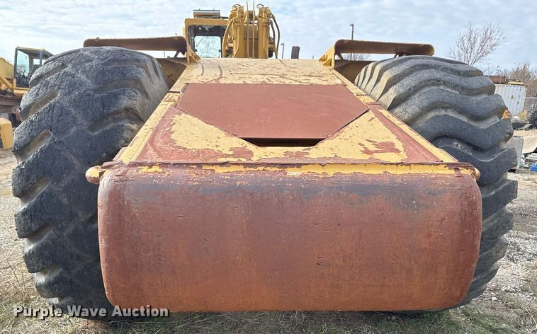image for item DJ9729 1986 Caterpillar 621B conventional scraper 