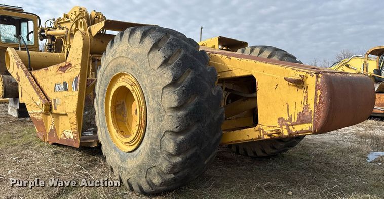 image for item DJ9729 1986 Caterpillar 621B conventional scraper 