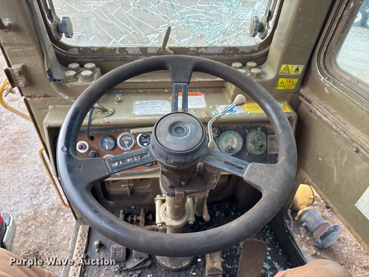 image for item DJ9729 1986 Caterpillar 621B conventional scraper 