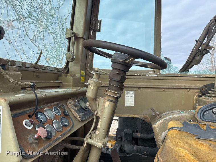 image for item DJ9729 1986 Caterpillar 621B conventional scraper 