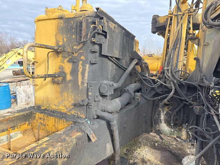 image for item DJ9729 1986 Caterpillar 621B conventional scraper 