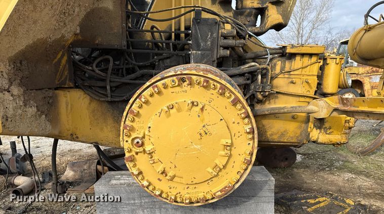 image for item DJ9729 1986 Caterpillar 621B conventional scraper 