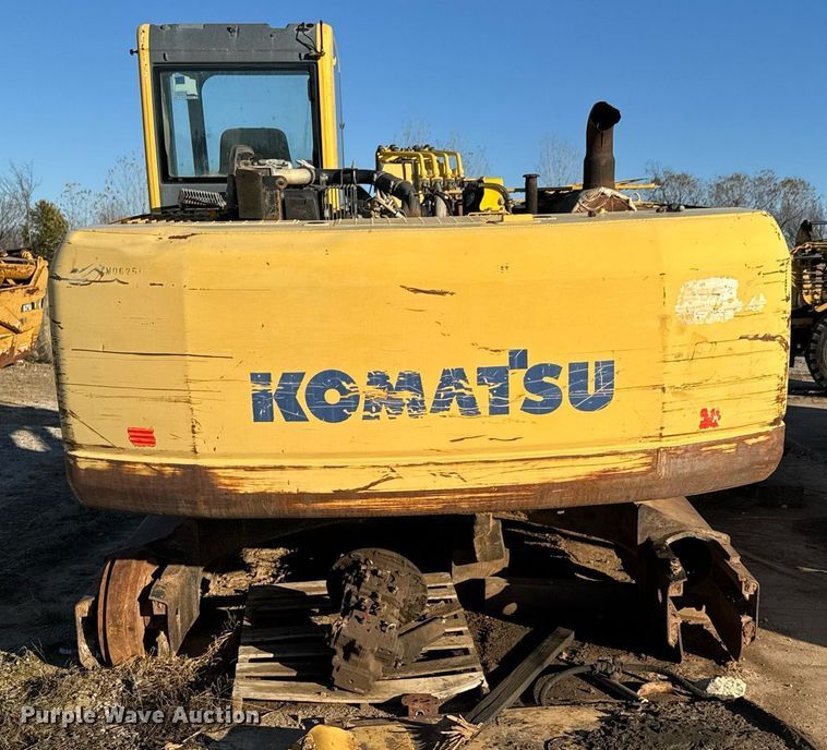 image for item DJ9730 2006 Komatsu PC220LC-8 excavator