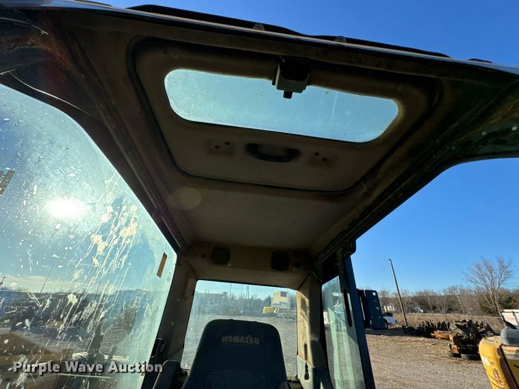 image for item DJ9730 2006 Komatsu PC220LC-8 excavator