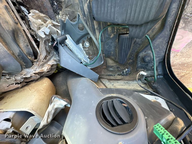 image for item DJ9730 2006 Komatsu PC220LC-8 excavator