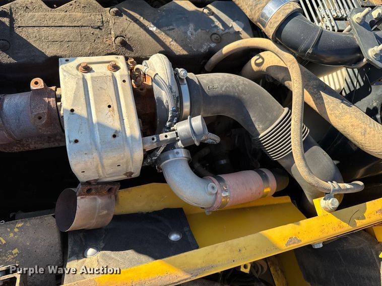 image for item DJ9730 2006 Komatsu PC220LC-8 excavator