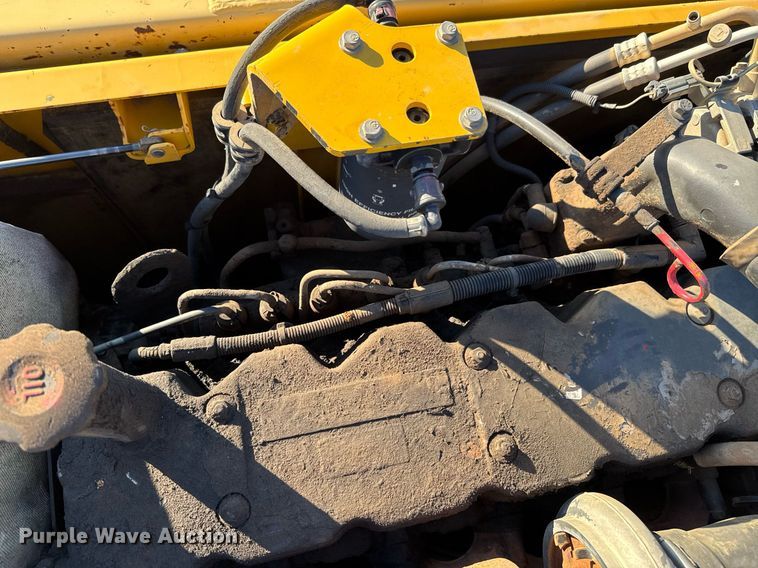 image for item DJ9730 2006 Komatsu PC220LC-8 excavator