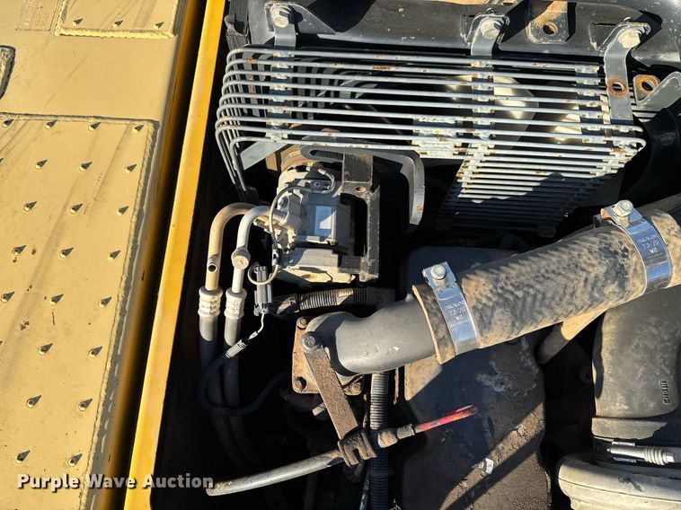 image for item DJ9730 2006 Komatsu PC220LC-8 excavator