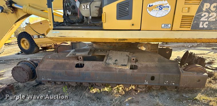 image for item DJ9730 2006 Komatsu PC220LC-8 excavator