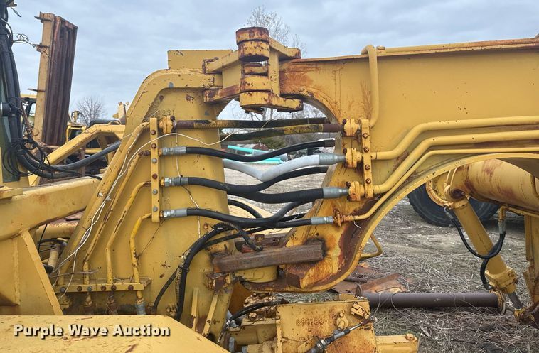 image for item DJ9731 1970 Caterpillar 613 conventional scraper 