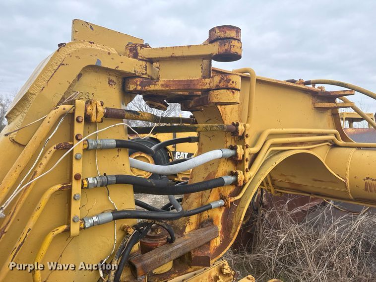 image for item DJ9731 1970 Caterpillar 613 conventional scraper 