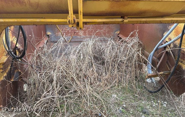 image for item DJ9731 1970 Caterpillar 613 conventional scraper 