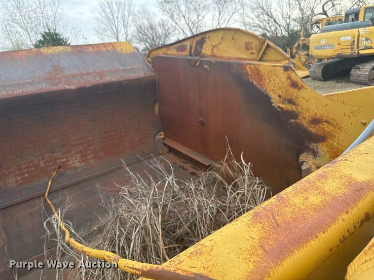 image for item DJ9731 1970 Caterpillar 613 conventional scraper 