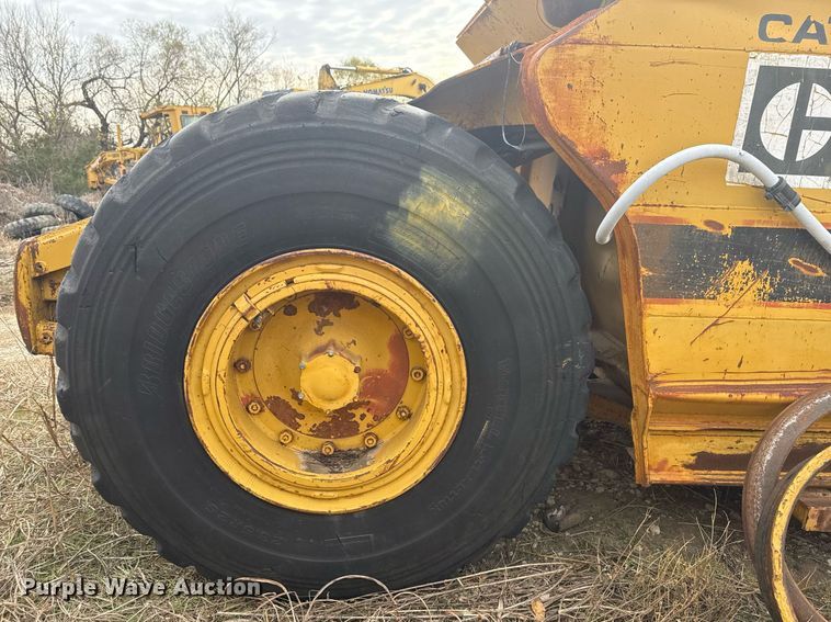 image for item DJ9731 1970 Caterpillar 613 conventional scraper 