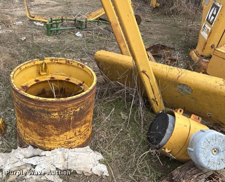 image for item DJ9731 1970 Caterpillar 613 conventional scraper 