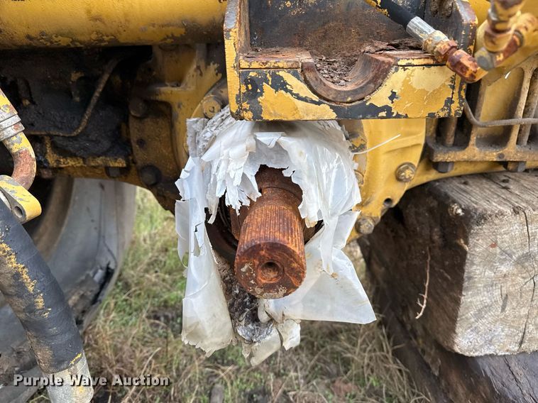 image for item DJ9732 1994 Caterpillar 613C elevating scraper