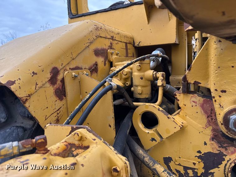 image for item DJ9732 1994 Caterpillar 613C elevating scraper