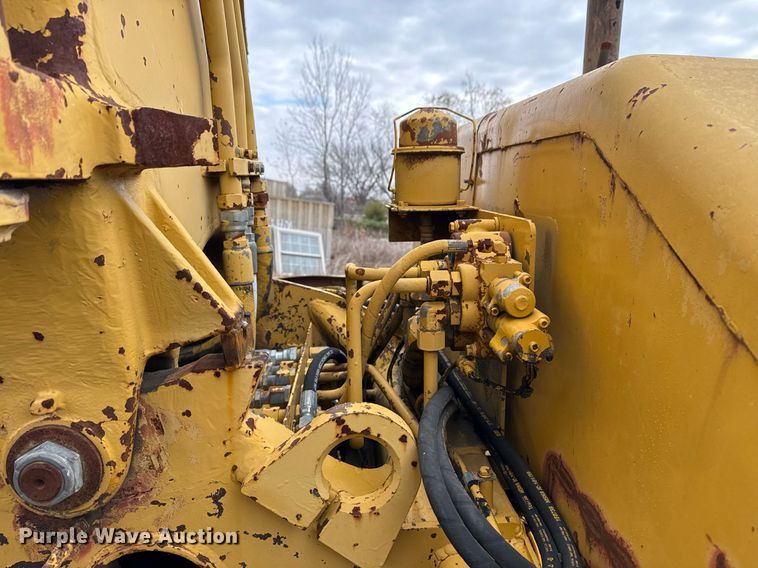 image for item DJ9732 1994 Caterpillar 613C elevating scraper