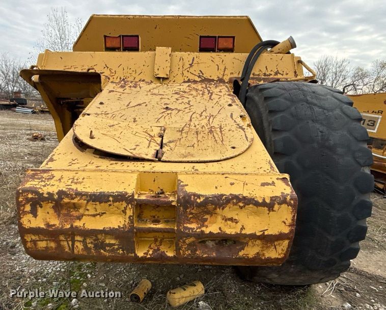 image for item DJ9732 1994 Caterpillar 613C elevating scraper