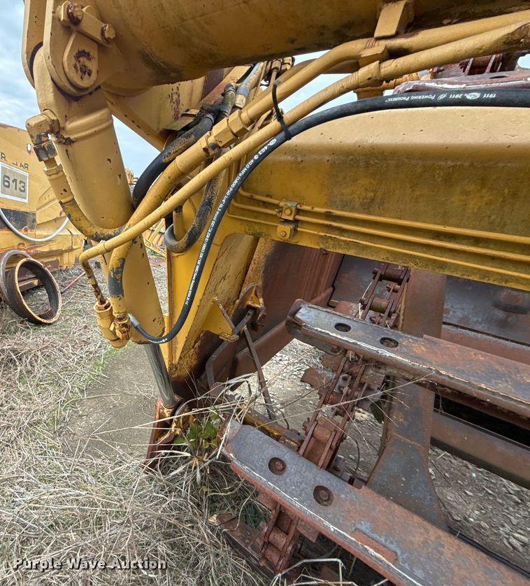 image for item DJ9732 1994 Caterpillar 613C elevating scraper