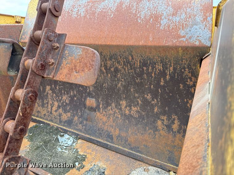 image for item DJ9732 1994 Caterpillar 613C elevating scraper