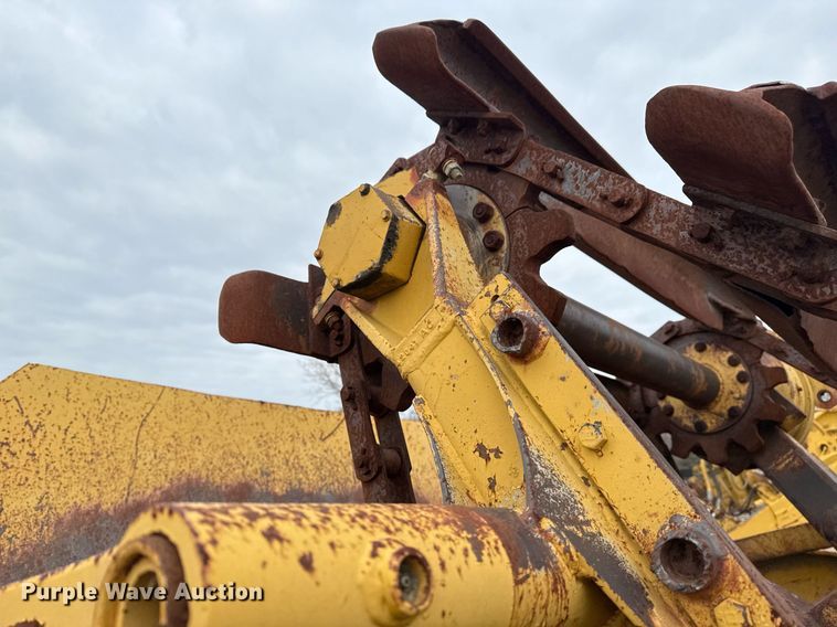 image for item DJ9732 1994 Caterpillar 613C elevating scraper