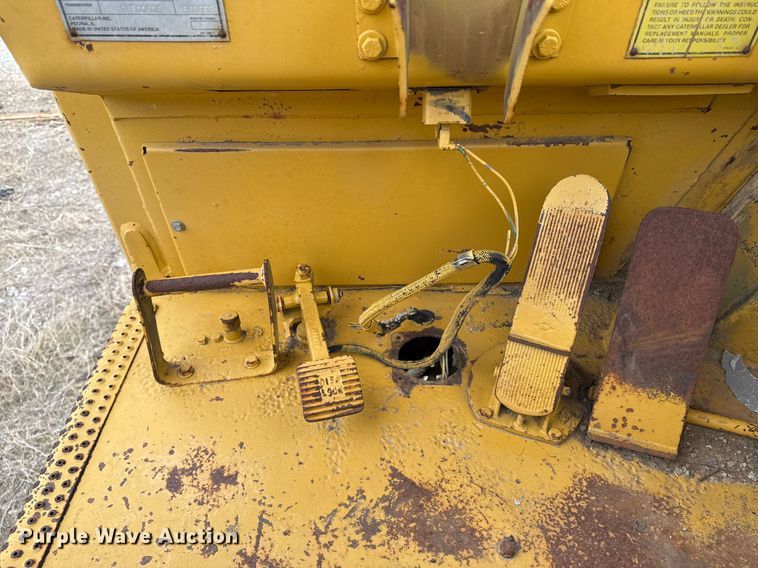 image for item DJ9732 1994 Caterpillar 613C elevating scraper
