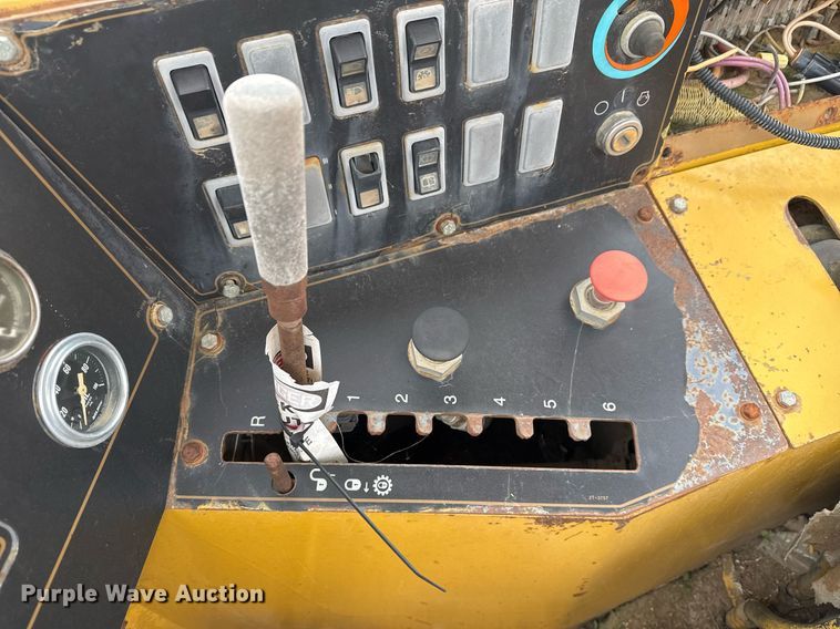 image for item DJ9732 1994 Caterpillar 613C elevating scraper