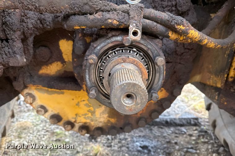 image for item DJ9733 1984 Caterpillar 615 conventional scraper 