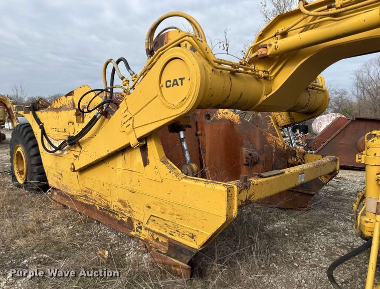 image for item DJ9733 1984 Caterpillar 615 conventional scraper 