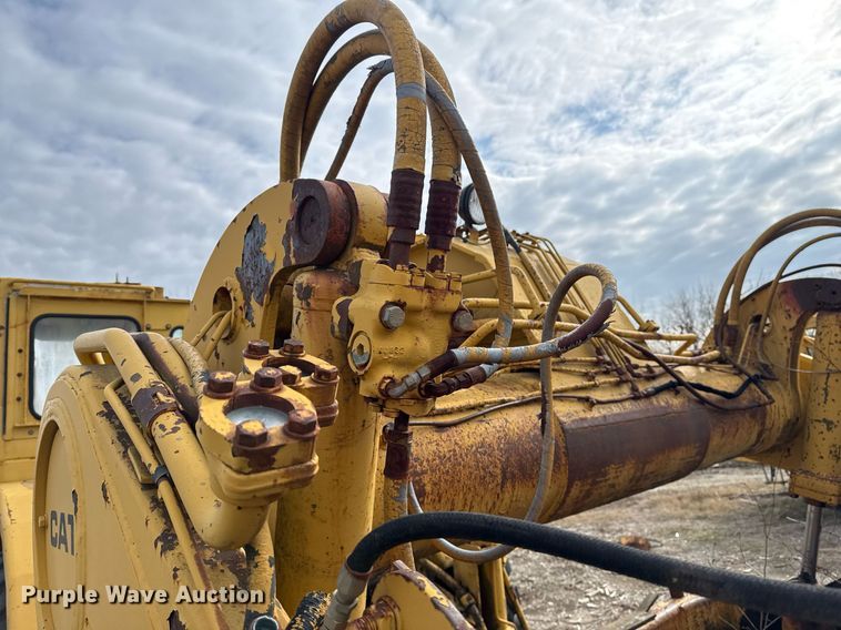 image for item DJ9733 1984 Caterpillar 615 conventional scraper 