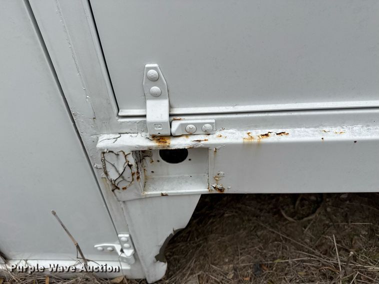 image for item DJ9734 Utility bed