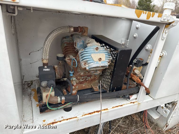 image for item DJ9734 Utility bed