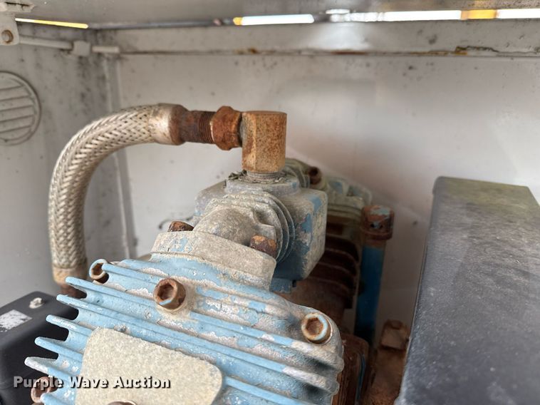 image for item DJ9734 Utility bed