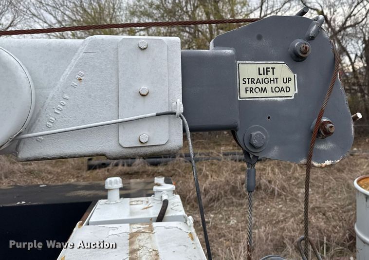 image for item DJ9734 Utility bed