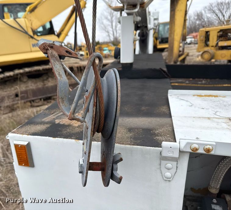 image for item DJ9734 Utility bed