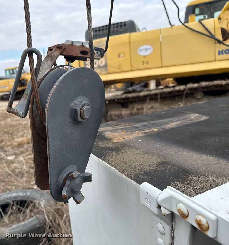 image for item DJ9734 Utility bed