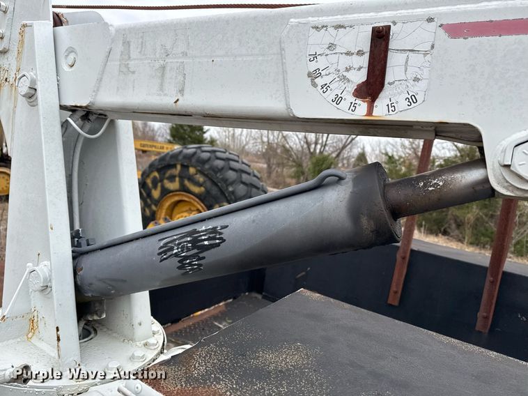 image for item DJ9734 Utility bed