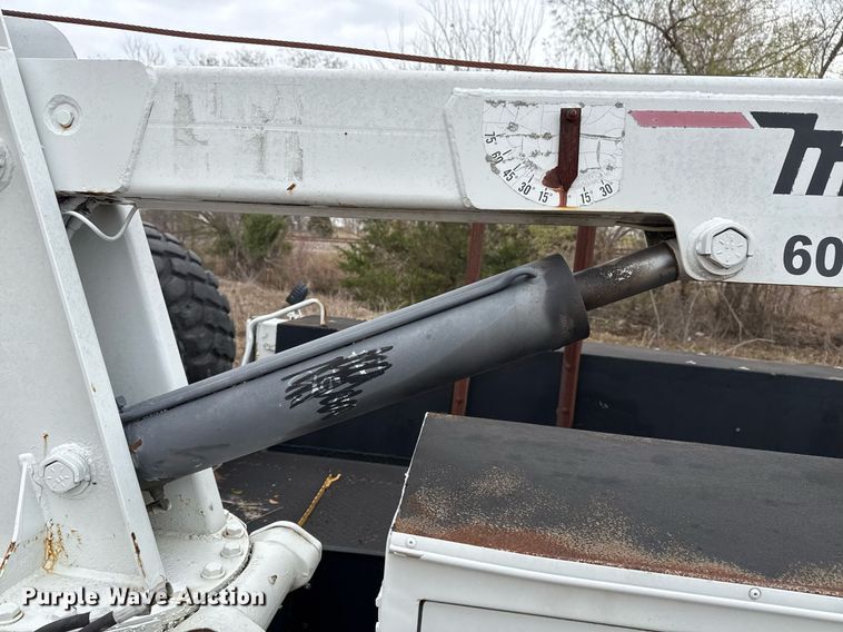 image for item DJ9734 Utility bed