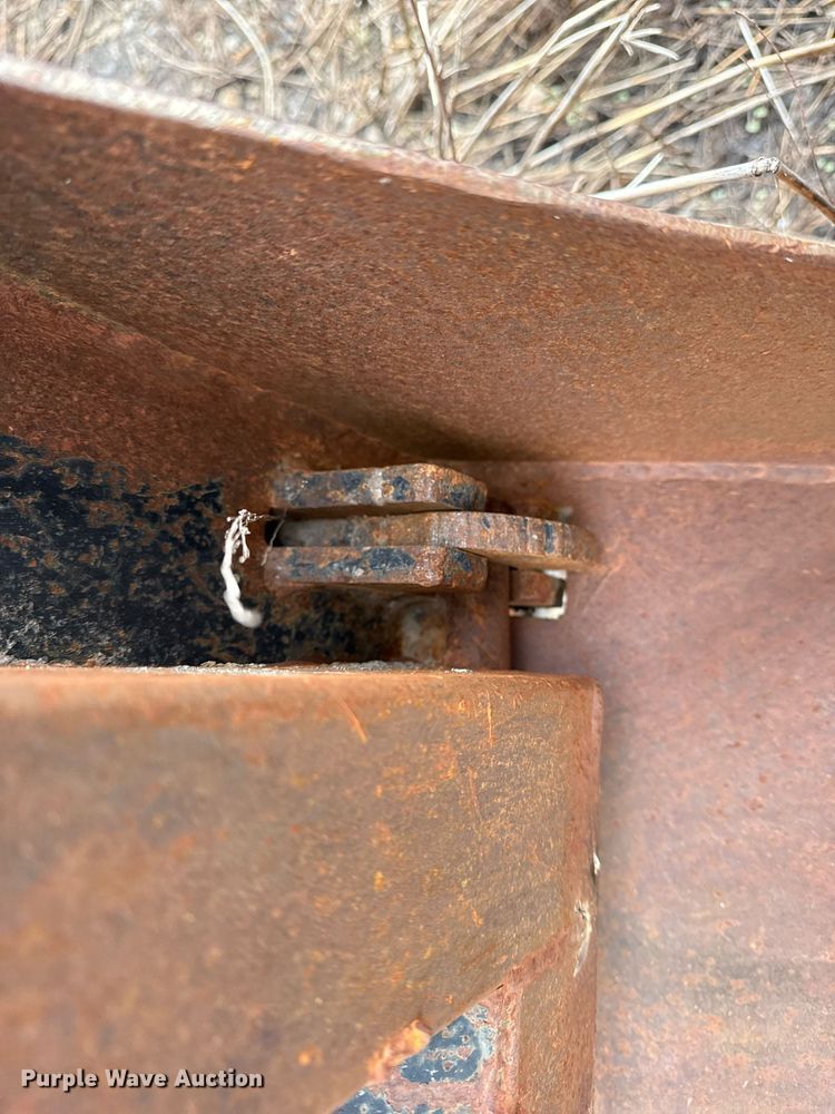 image for item DJ9736 Dump bed