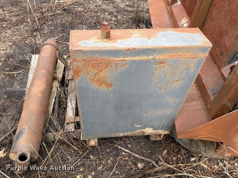 image for item DJ9736 Dump bed