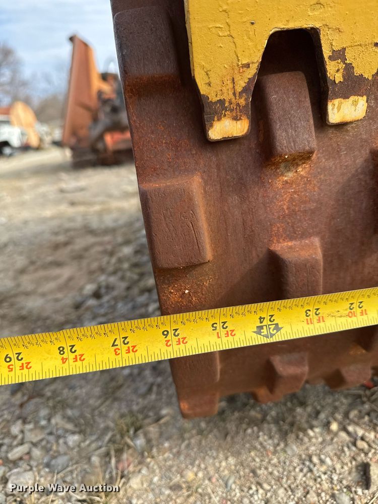 image for item DJ9738 (2) trench compactors