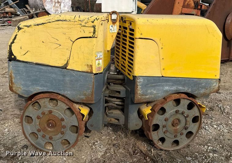 image for item DJ9738 (2) trench compactors