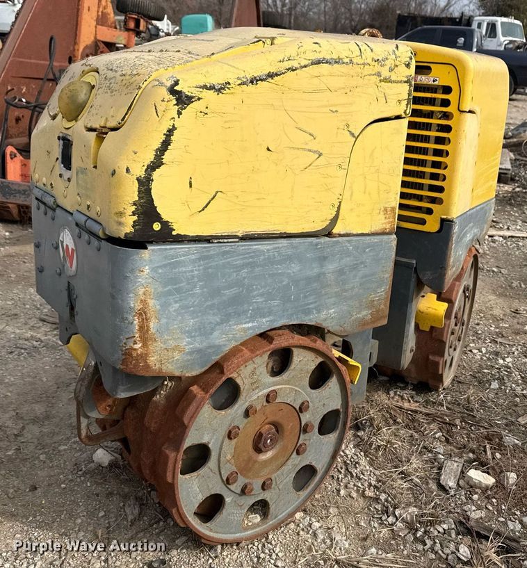 image for item DJ9738 (2) trench compactors