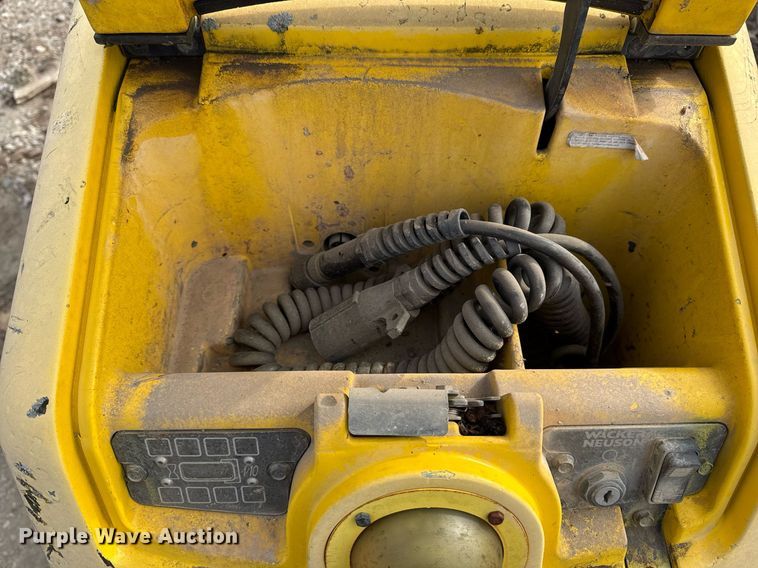 image for item DJ9738 (2) trench compactors