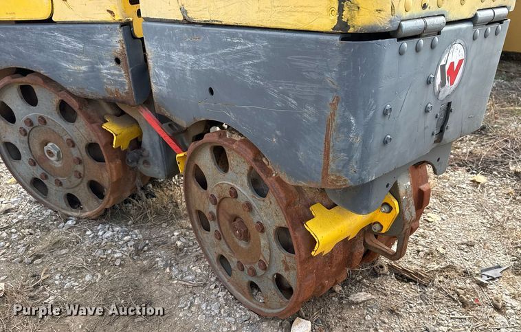 image for item DJ9738 (2) trench compactors