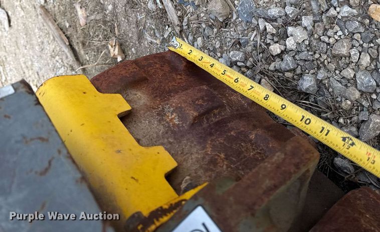 image for item DJ9738 (2) trench compactors