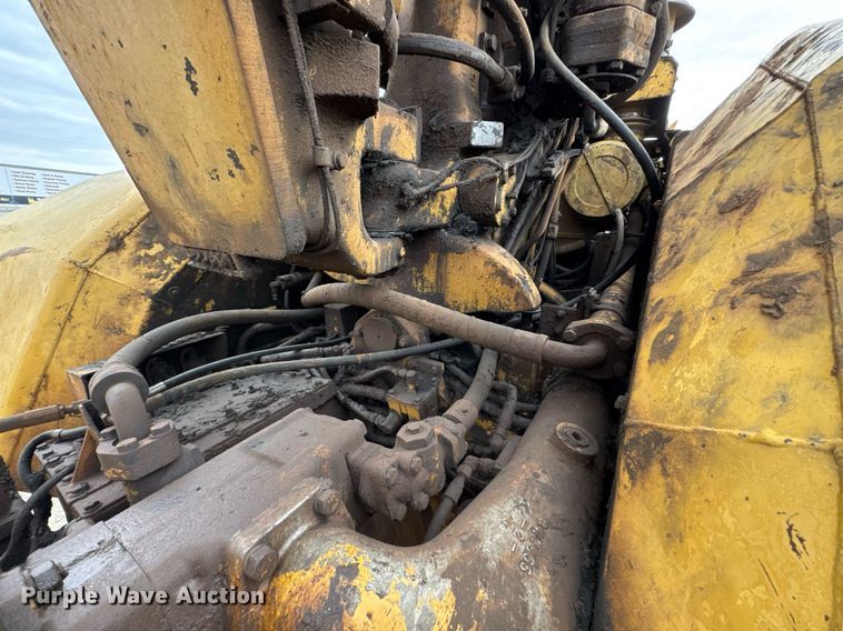 image for item DJ9740 1990 Caterpillar 621E conventional scraper 